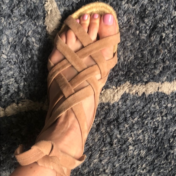 Diane Von Furstenburg Sandal - Picture 3 of 3